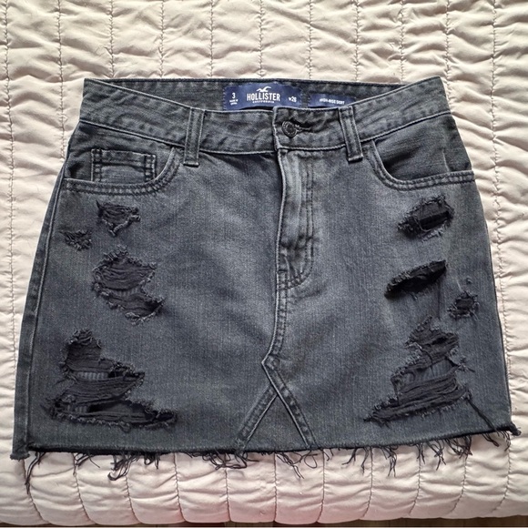 Hollister High Rise Mini Skirt Size 3 - Picture 1 of 4